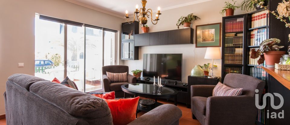 Apartment T3 in Cascais e Estoril of 144 m²