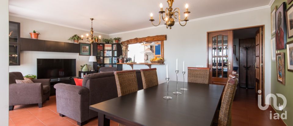 Apartment T3 in Cascais e Estoril of 144 m²