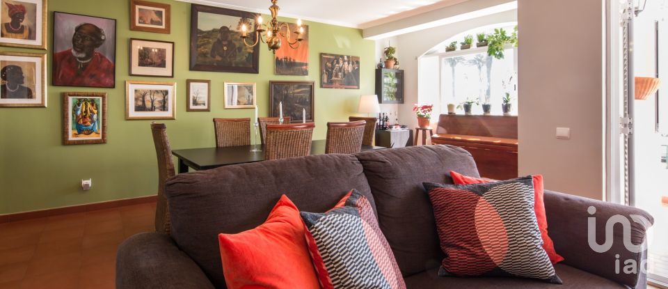 Apartment T3 in Cascais e Estoril of 144 m²