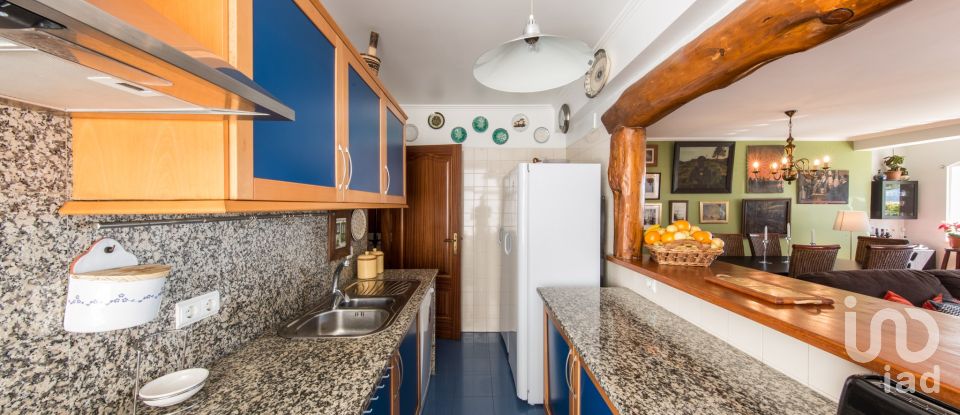 Apartment T3 in Cascais e Estoril of 144 m²