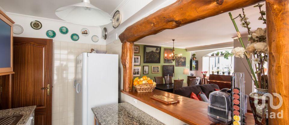 Apartment T3 in Cascais e Estoril of 144 m²