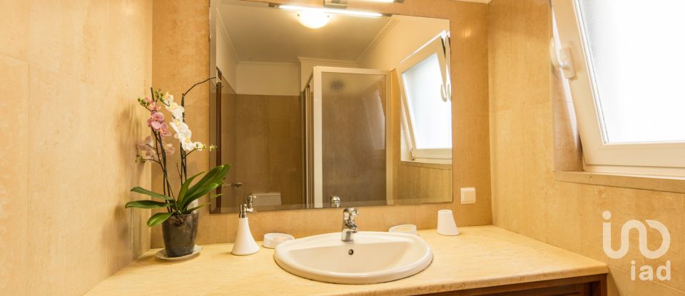 Apartment T3 in Cascais e Estoril of 144 m²