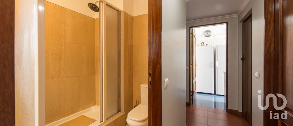 Apartment T3 in Cascais e Estoril of 144 m²