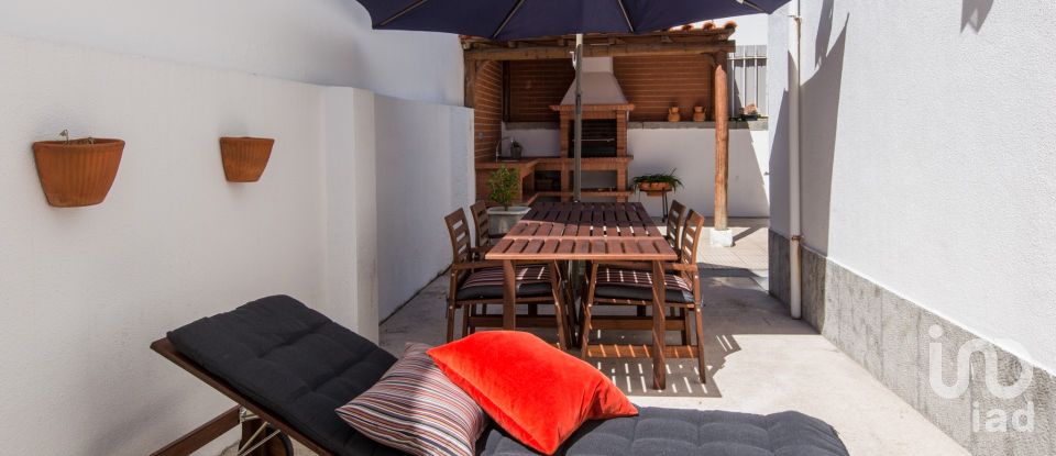 Apartment T3 in Cascais e Estoril of 144 m²