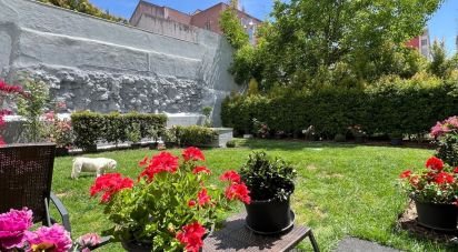 Apartment T2 in Campo de Ourique of 245 m²