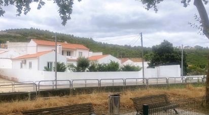 Maison T4 à Abrigada e Cabanas de Torres de 261 m²