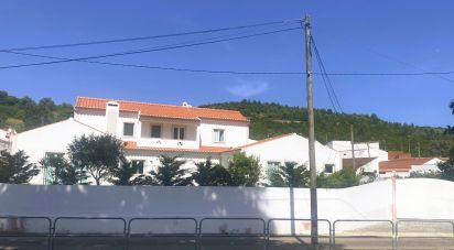 Maison T4 à Abrigada e Cabanas de Torres de 261 m²