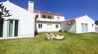 Maison T4 à Abrigada e Cabanas de Torres de 261 m²