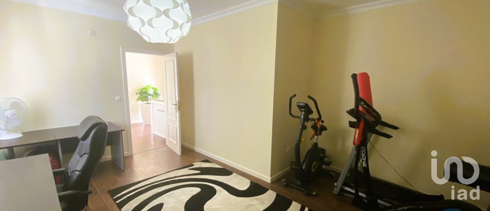 Maison T4 à Abrigada e Cabanas de Torres de 261 m²