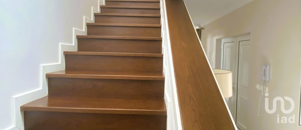 Maison T4 à Abrigada e Cabanas de Torres de 261 m²