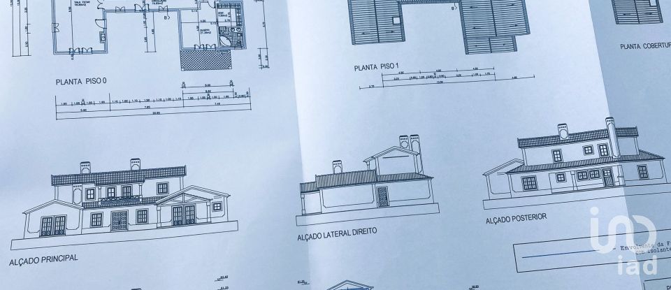 Maison T4 à Abrigada e Cabanas de Torres de 261 m²