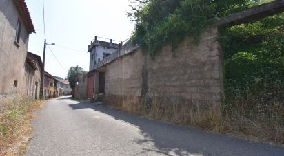 Maison T3 à Podentes de 288 m²