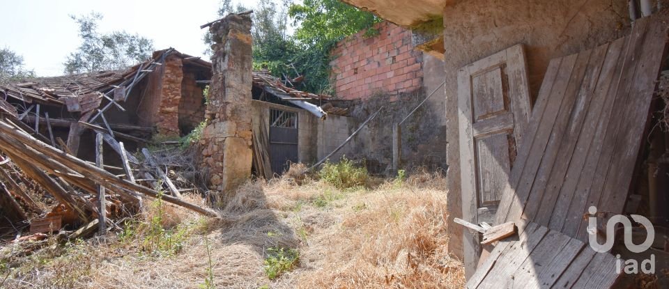 Maison T3 à Podentes de 288 m²