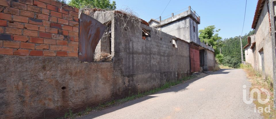 Maison T3 à Podentes de 288 m²