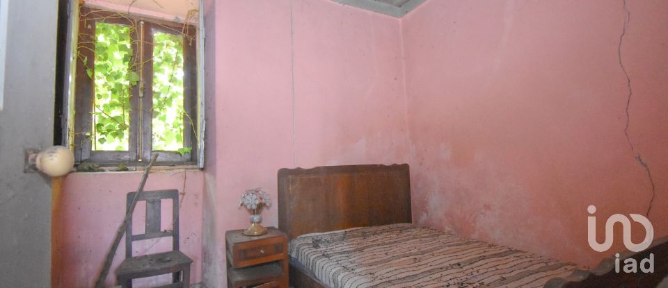 Maison T3 à Podentes de 288 m²