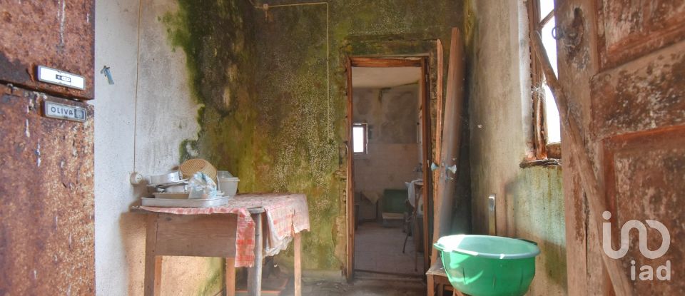 Maison T3 à Podentes de 288 m²