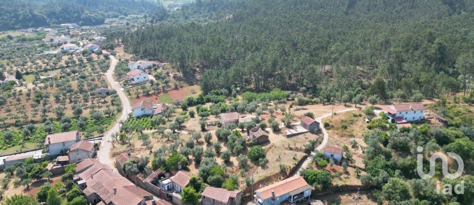 Maison T3 à Podentes de 288 m²