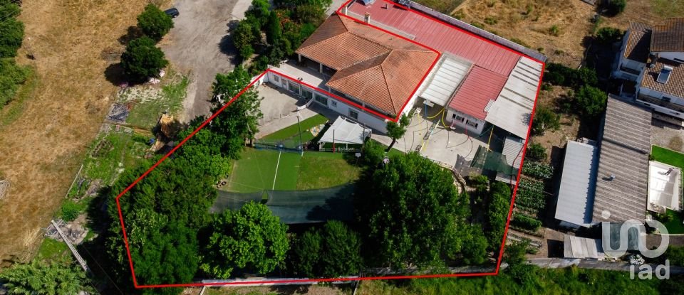 Maison T4 à Colmeias e Memória de 616 m²