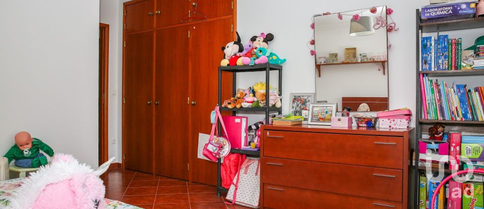 Moradia T3 em Lourinhã e Atalaia de 475 m²