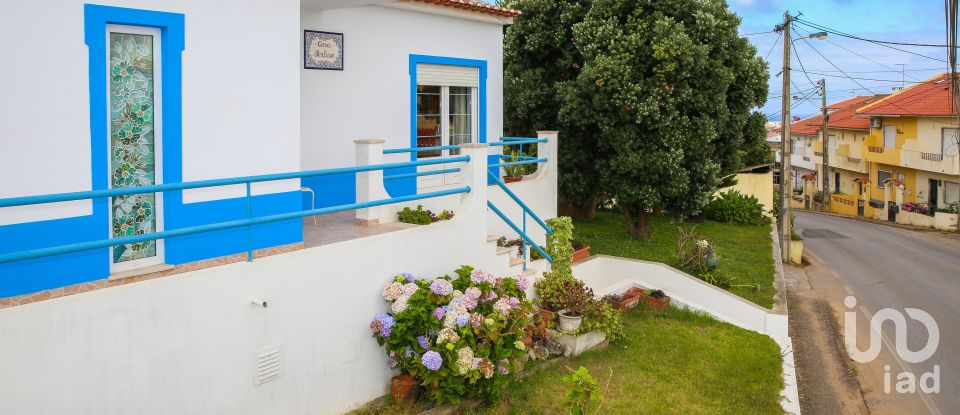 Moradia T3 em Lourinhã e Atalaia de 475 m²