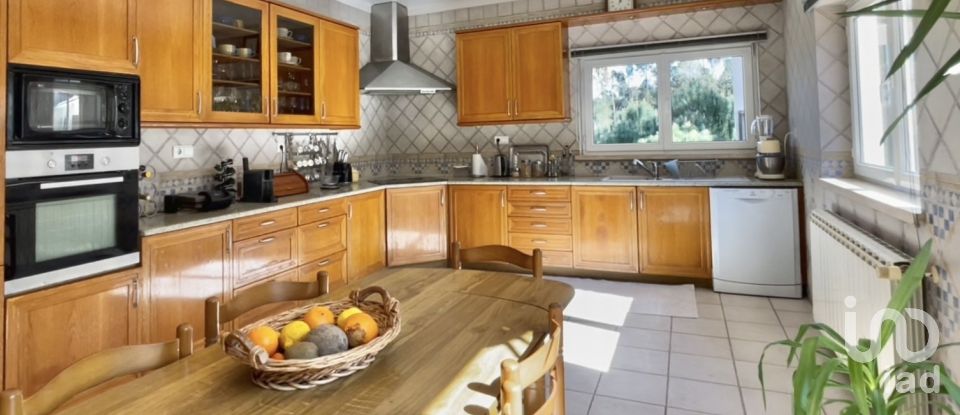 Quinta T4 em Castelões de 643 m²