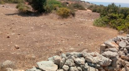 Terrain agricole à Porches de 22 010 m²