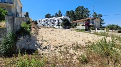 Terrain à bâtir à Santa Maria da Feira, Travanca, Sanfins e Espargo de 585 m²