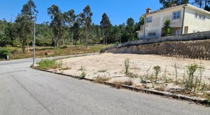 Terrain à bâtir à Santa Maria da Feira, Travanca, Sanfins e Espargo de 585 m²