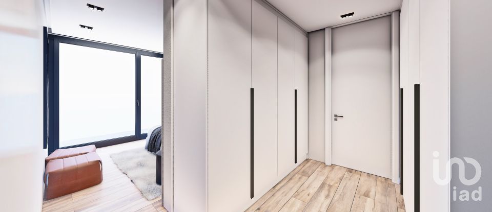 Terreno urbano em Santa Maria da Feira, Travanca, Sanfins e Espargo de 585 m²