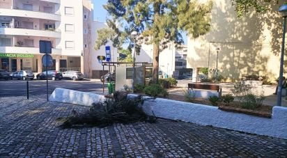 Boutique/Local commercial à Vila Franca de Xira de 110 m²