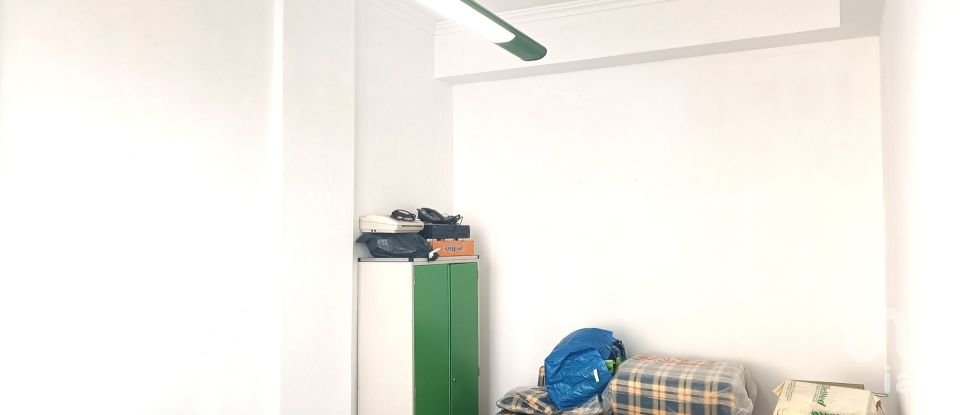 Boutique/Local commercial à Vila Franca de Xira de 110 m²