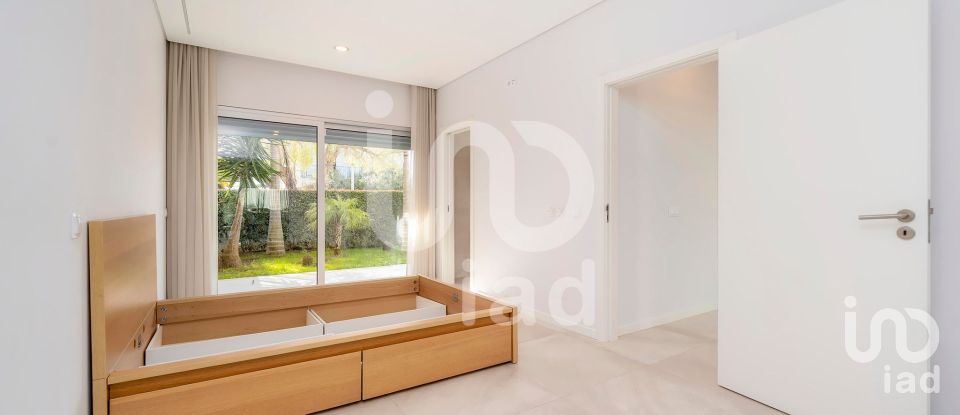 House T5 in Montenegro of 243 m²