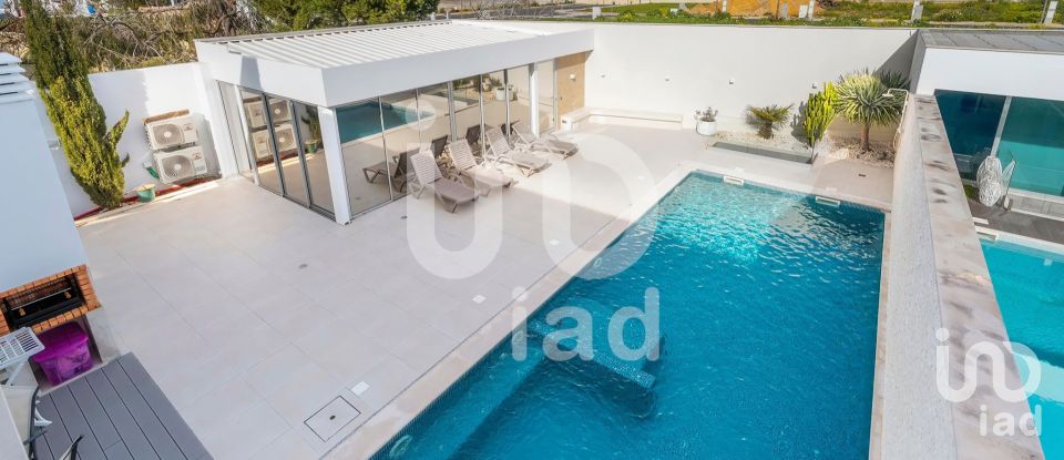 House T5 in Montenegro of 243 m²