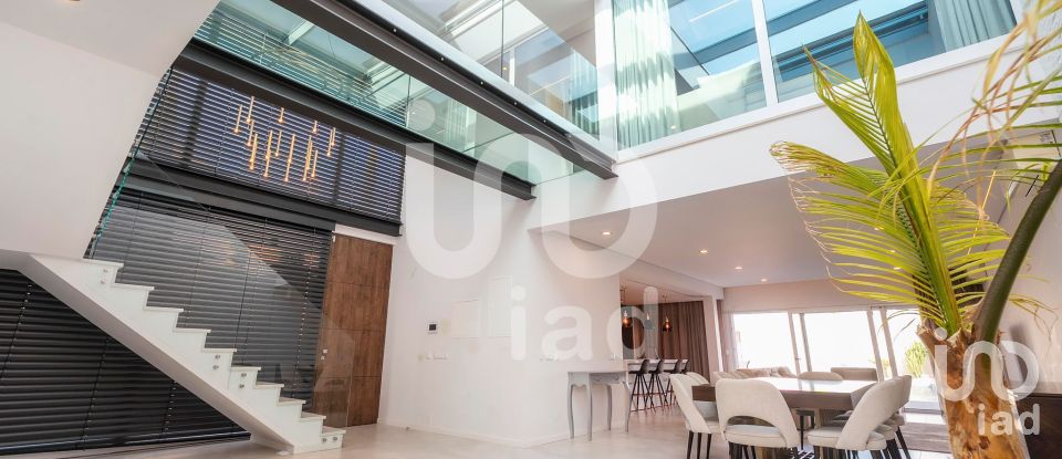 House T5 in Montenegro of 243 m²