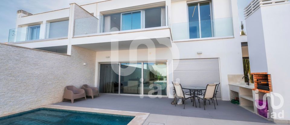 House T5 in Montenegro of 243 m²