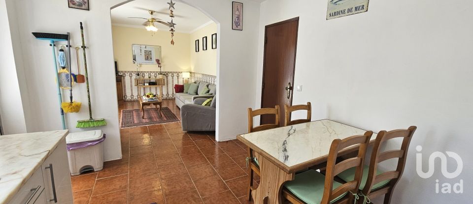 Moradia T3 em Almoster de 93 m²