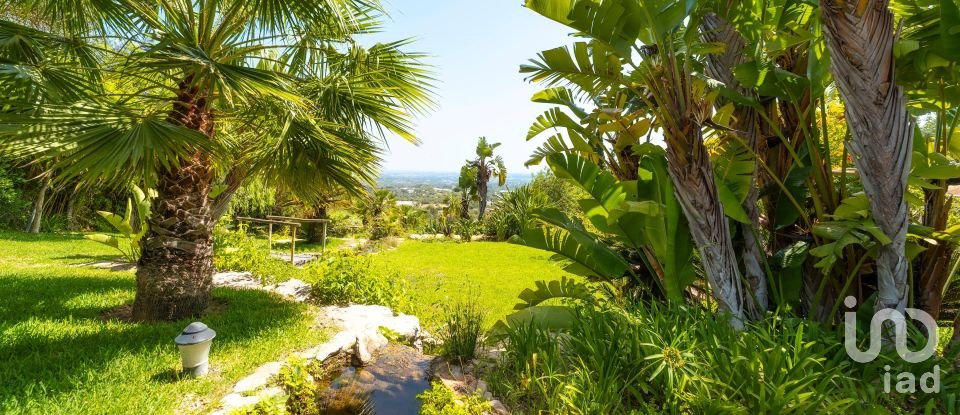 House T4 in Santa Bárbara de Nexe of 201 m²