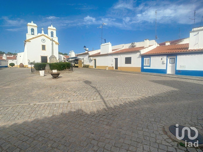 House T2 in Barbacena e Vila Fernando of 72 m²