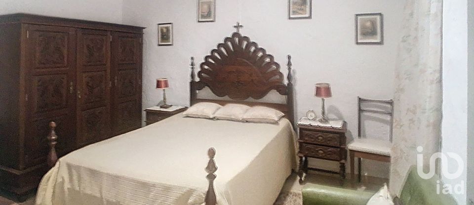 House T2 in Barbacena e Vila Fernando of 72 m²