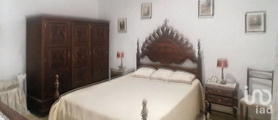 House T2 in Barbacena e Vila Fernando of 72 m²