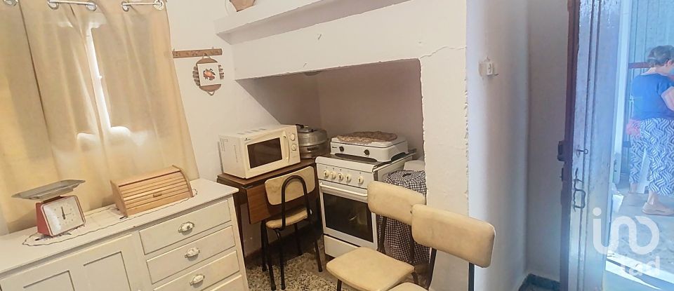 House T2 in Barbacena e Vila Fernando of 72 m²