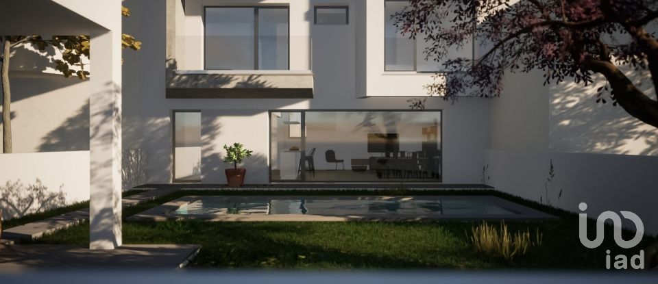 Casa T3 em Azeitão (São Lourenço e São Simão) de 180 m²