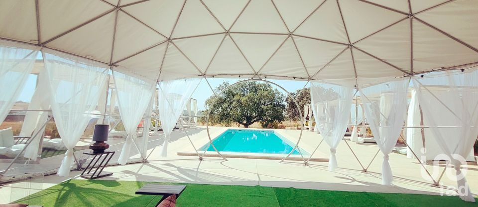 Camping à Estremoz (Santa Maria e Santo André) de 525 m²