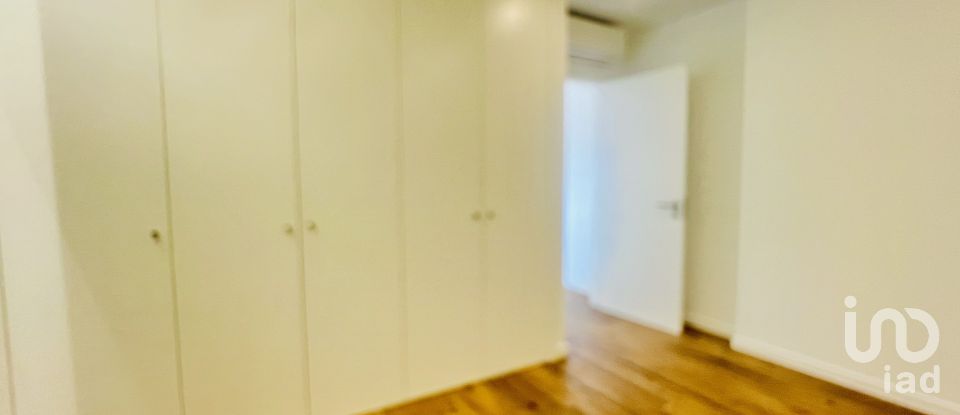 House T4 in Quarteira of 355 m²