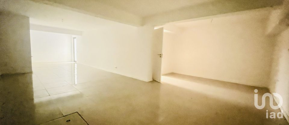 House T4 in Quarteira of 355 m²