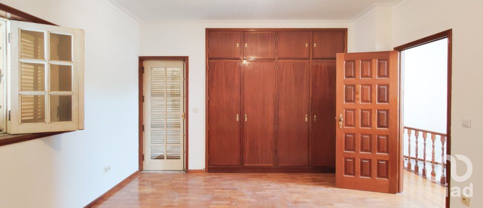 Maison T4 à Canidelo de 177 m²