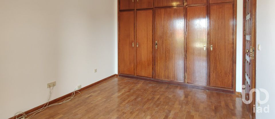 Maison T4 à Canidelo de 177 m²