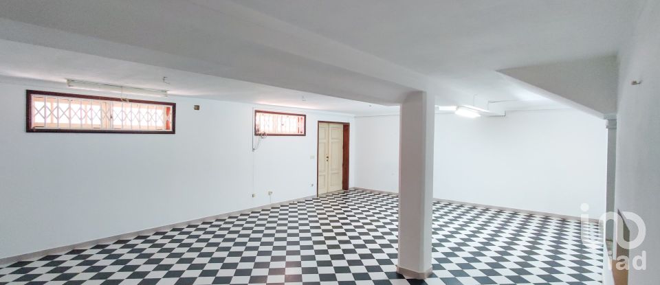 Maison T4 à Canidelo de 177 m²