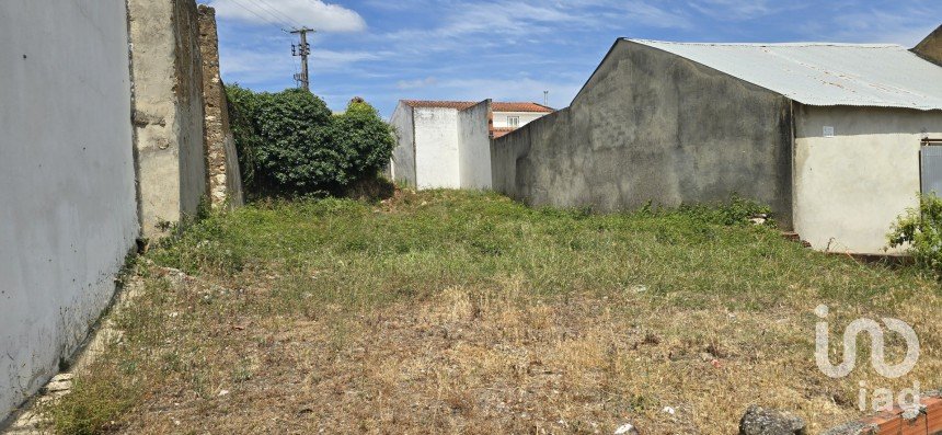 Land in Rio Maior of 306 m²