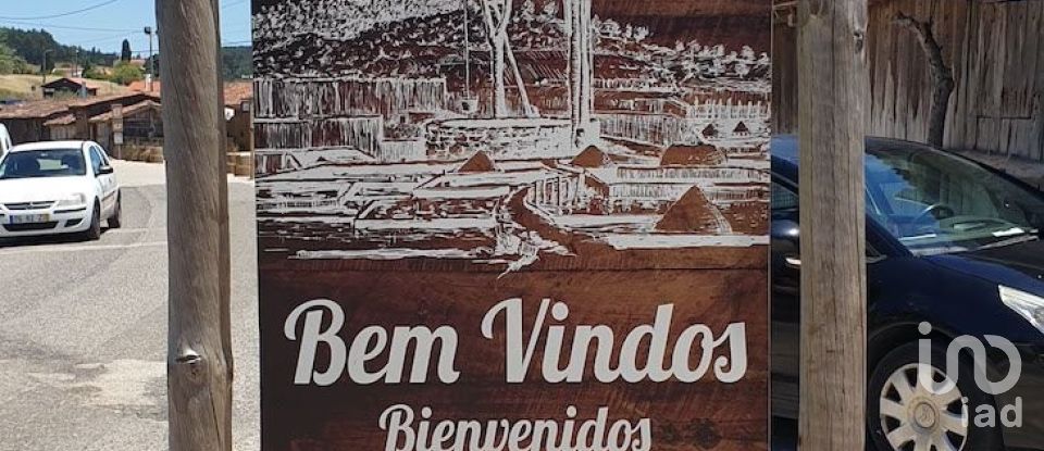 Land in Rio Maior of 306 m²